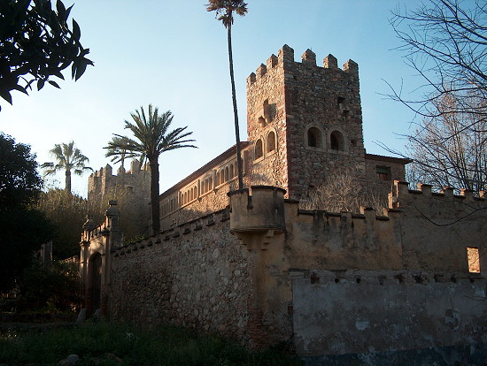 Kh&aacute;m ph&aacute; b&atilde;i biển V&agrave;ng ở T&acirc;y Ban Nha